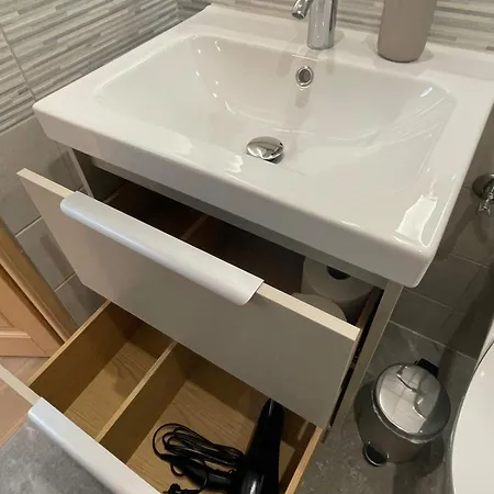Zenith Spacious Studio In A Central And Quiet Area Near Basel * Saint-Louis (Haut-Rhin)