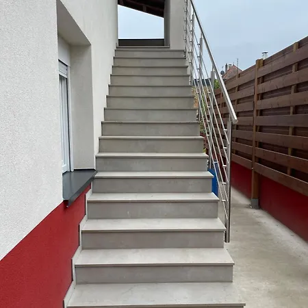 Zenith Spacious In A And Quiet Area Near Basel 公寓 *