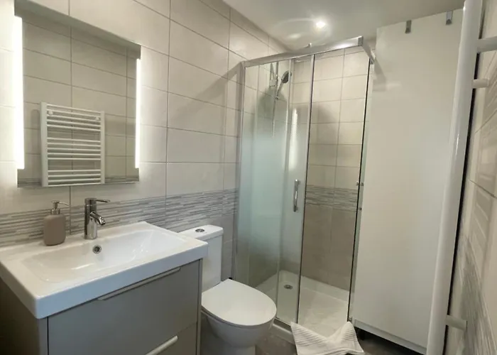 Zenith Spacious In A And Quiet Area Near Basel *